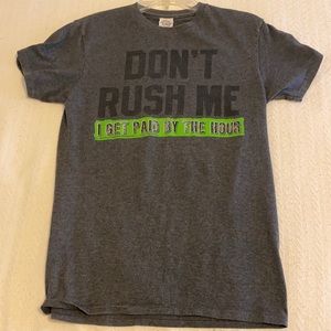 Short Sleeve Graphic Tee Size Small